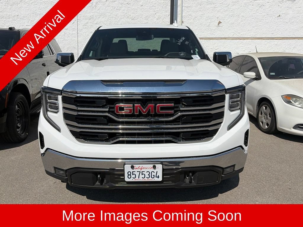 Used 2026 GMC Sierra 1500 SLT RWD image 2