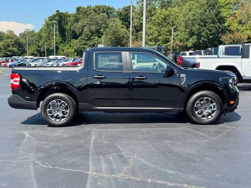 New 2025 Ford Maverick XLT w/ XLT Luxury Package FWD image 4