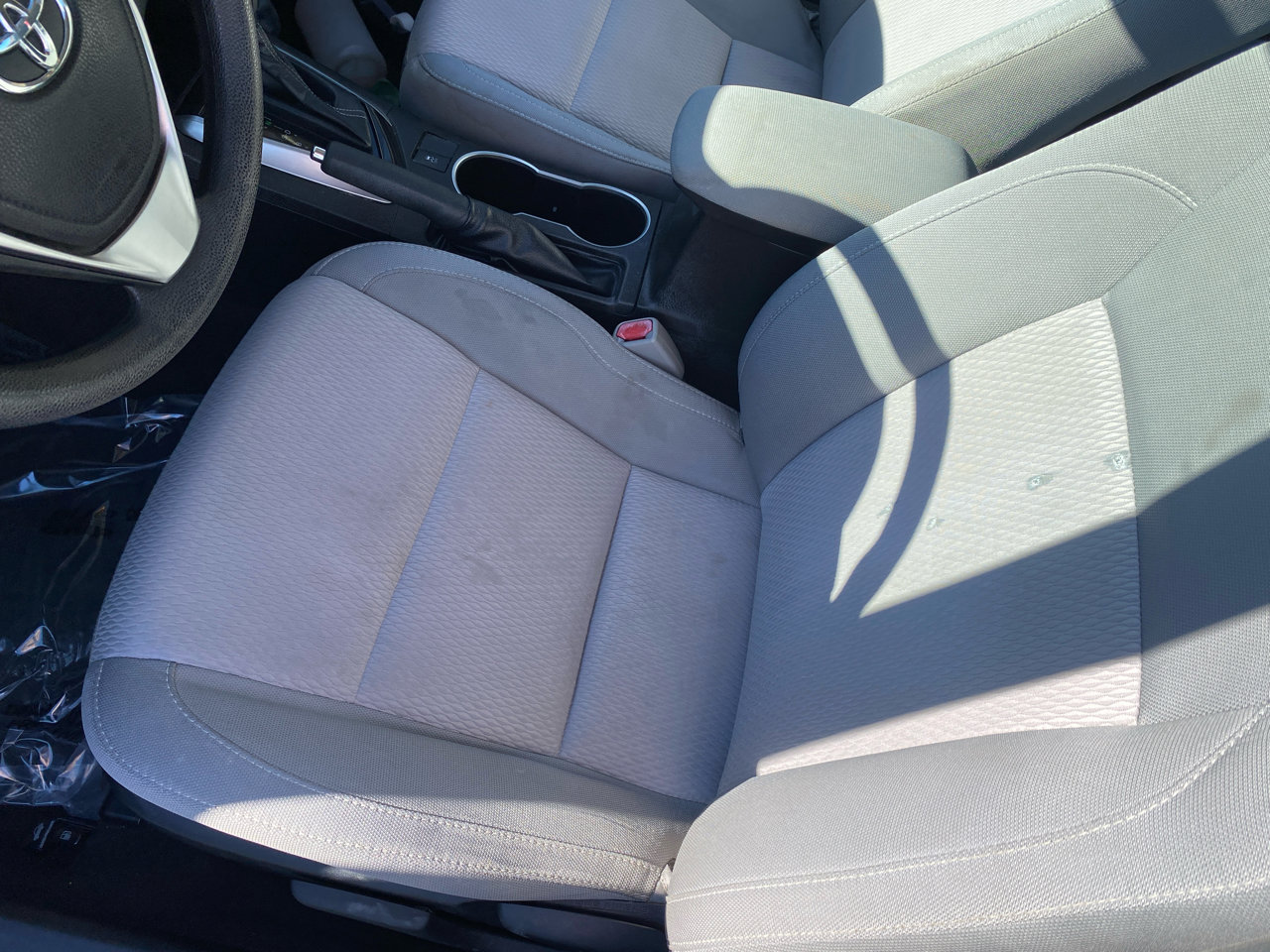 Used 2015 Toyota Corolla LE Premium image 11