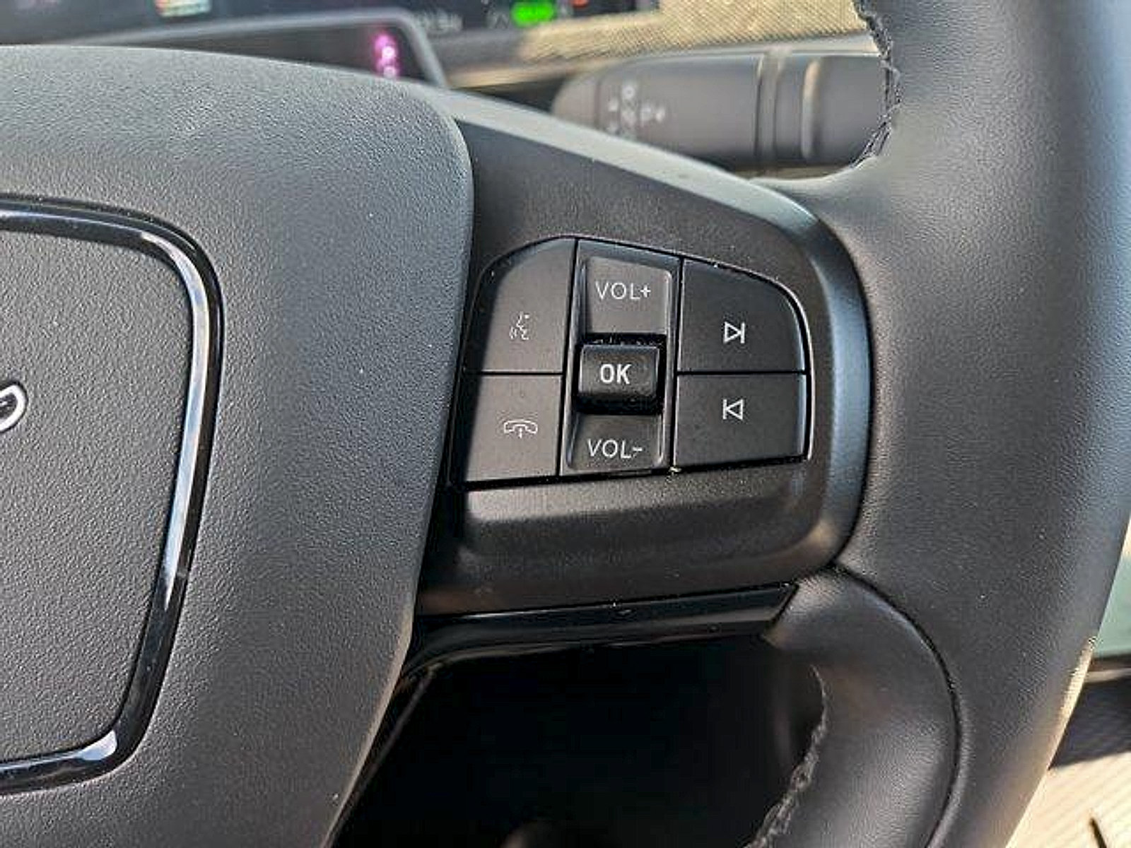 Certified 2025 Ford Mustang Mach-E Premium RWD image 15