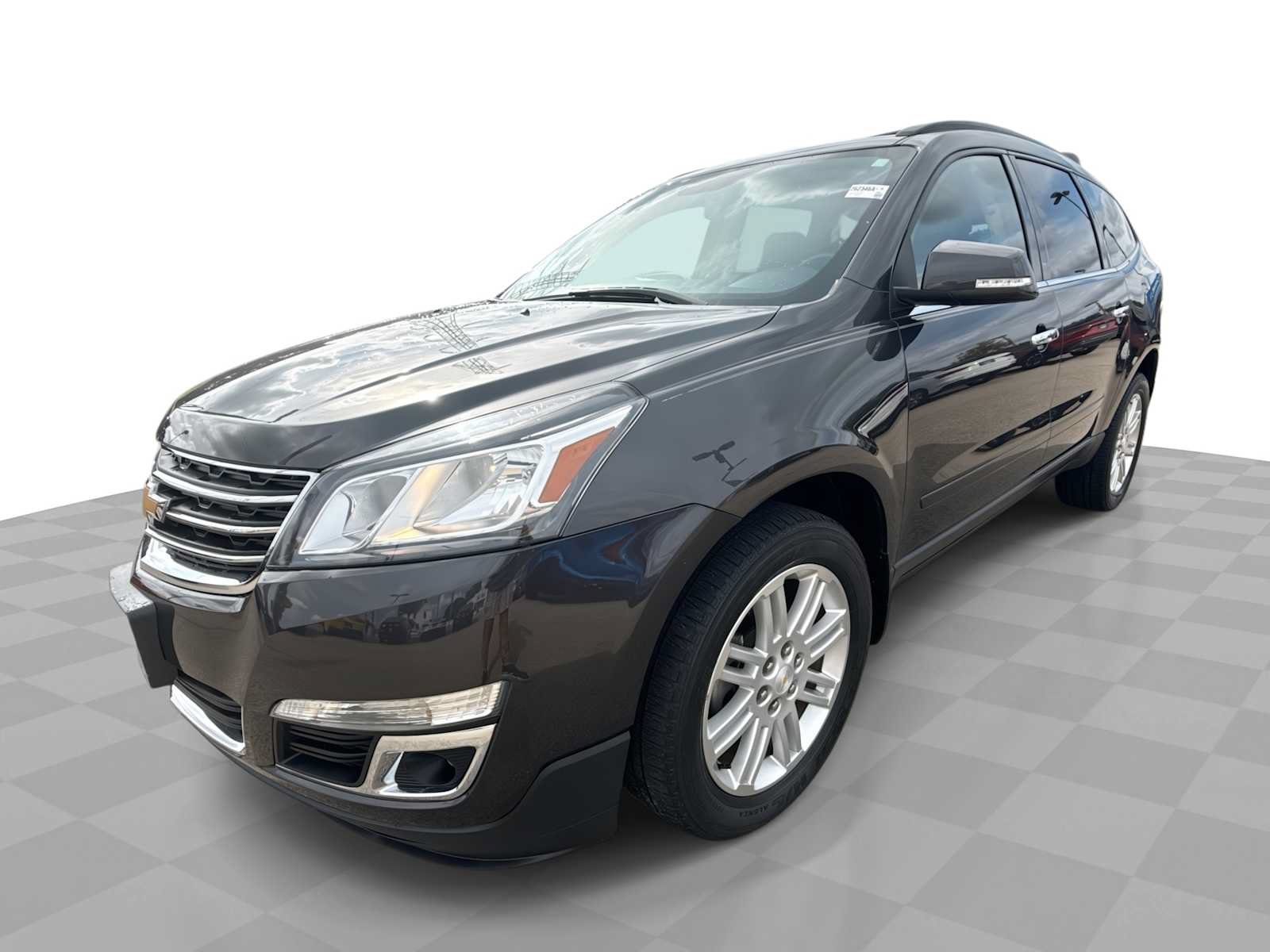 Used 2015 Chevrolet Traverse LT w/ Style and Technology Package FWD image 1