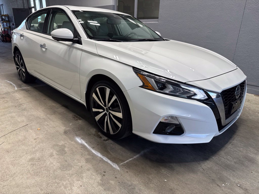 Used 2021 Nissan Altima 2.5 Platinum AWD/4WD image 4