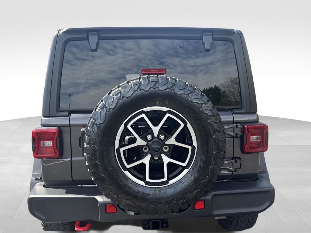 Used 2025 Jeep Wrangler Rubicon image 23