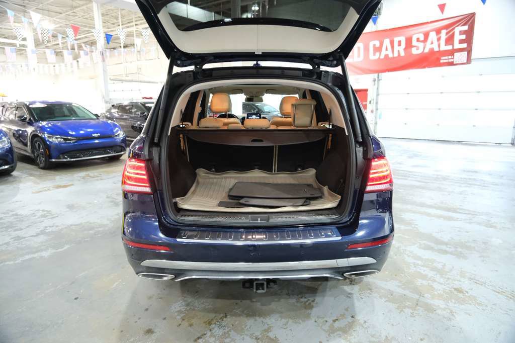 Used 2019 Mercedes-Benz GLE 400 4MATIC w/ Premium 1 Package image 10