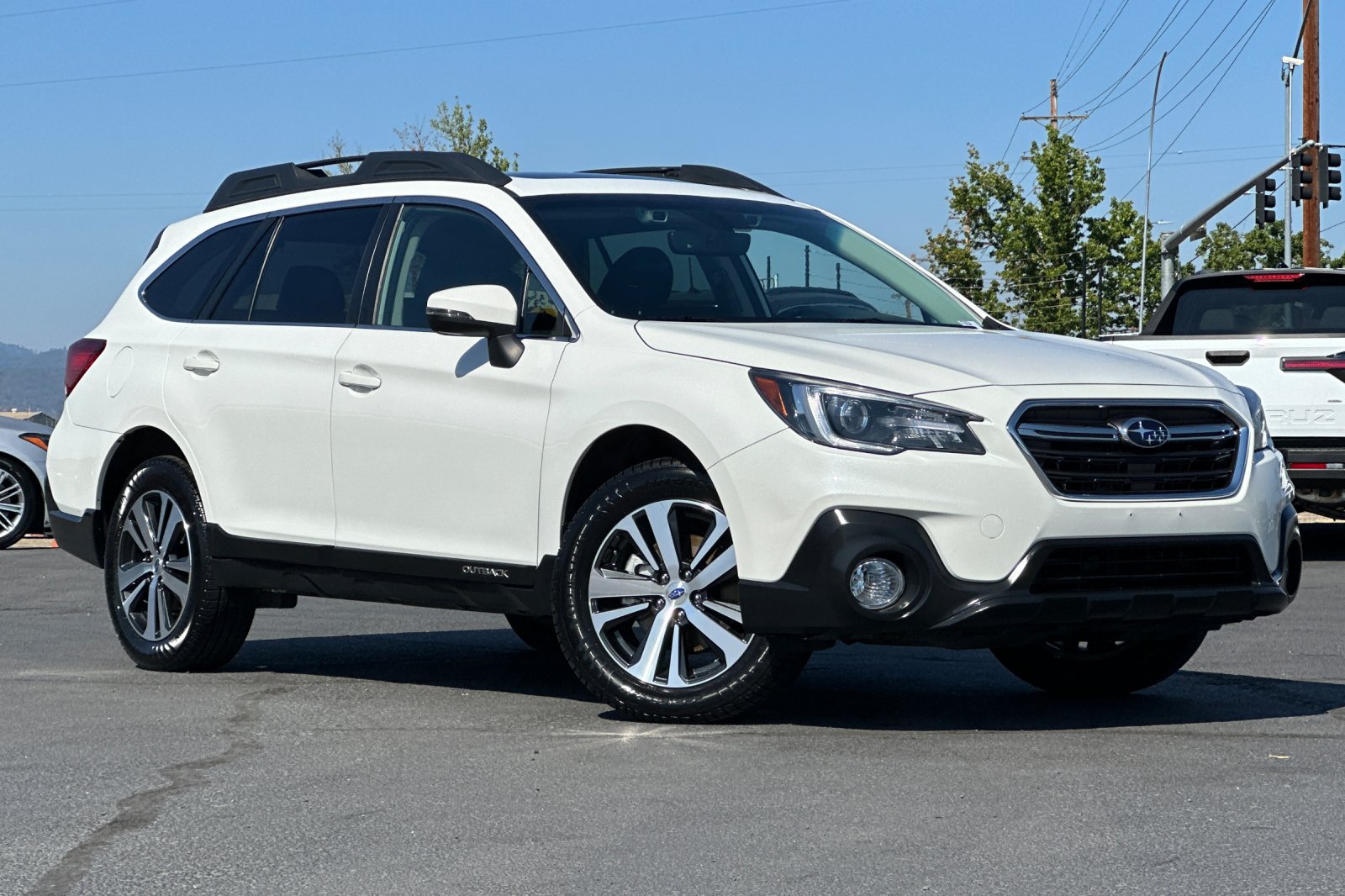 Used 2019 Subaru Outback 2.5i Limited AWD/4WD image 2