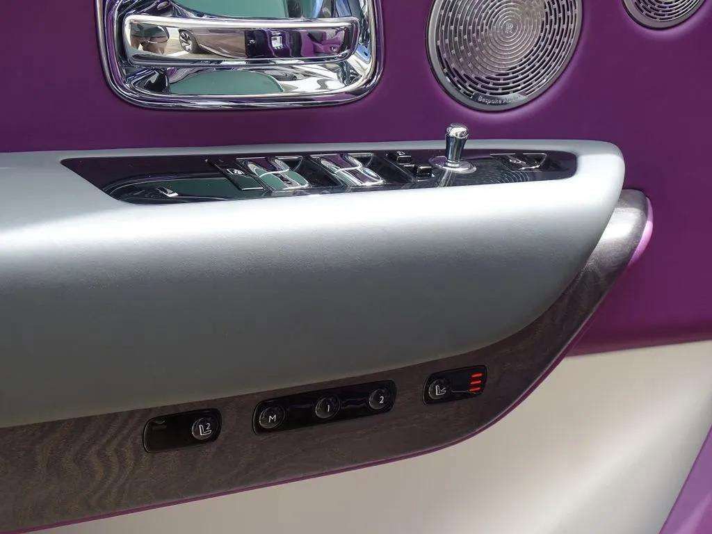 New 2025 Rolls-Royce Cullinan image 10