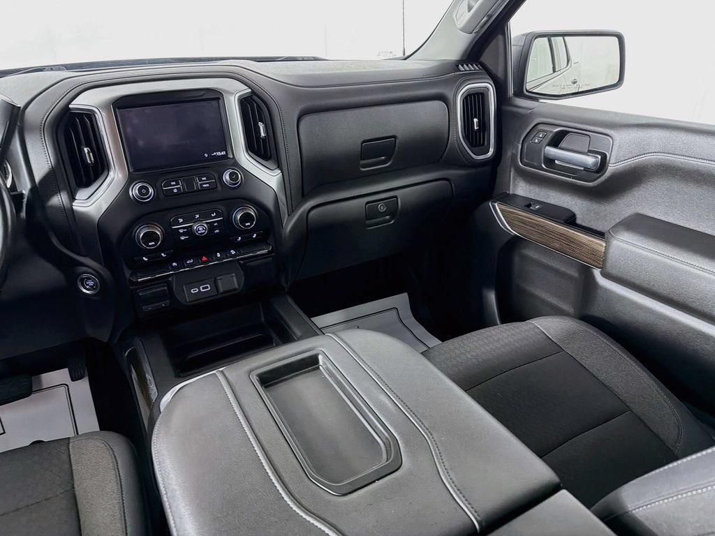 Used 2019 Chevrolet Silverado 1500 LT Trail Boss AWD/4WD image 22