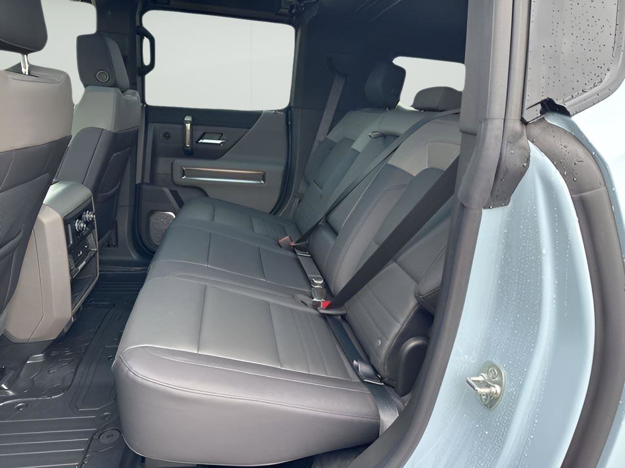 New 2025 GMC Hummer EV 2X image 17