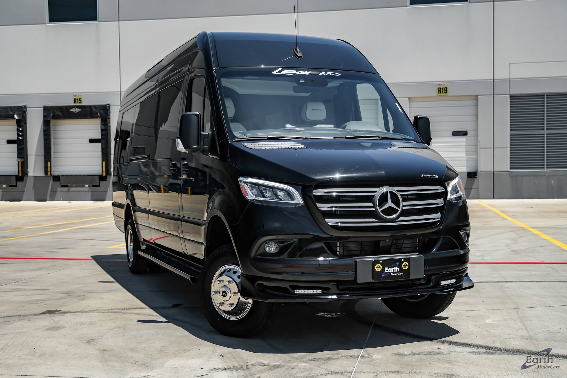 Used 2024 Mercedes-Benz Sprinter 3500 image 25