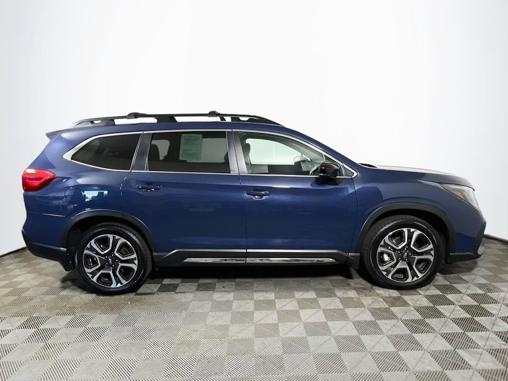 Used 2024 Subaru Ascent Limited w/ Technology Package AWD/4WD image 8