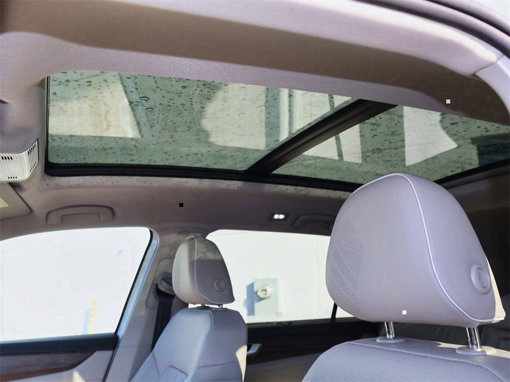 New 2026 Volkswagen Atlas SEL Premium R-Line image 13