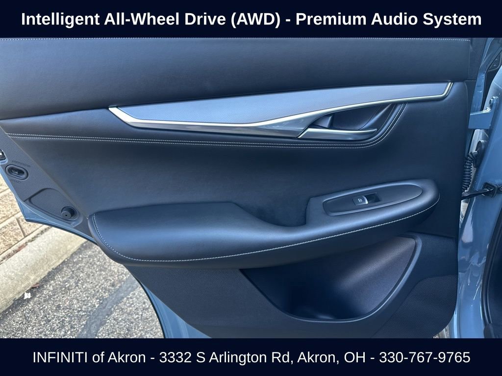 Used 2024 INFINITI QX55 Luxe w/ Cargo Package image 36