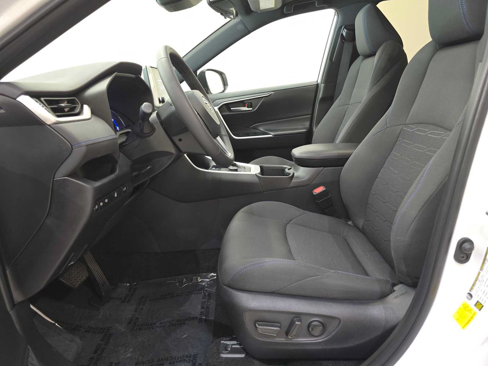 Certified 2024 Toyota RAV4 SE w/ Convenience Package AWD/4WD image 22