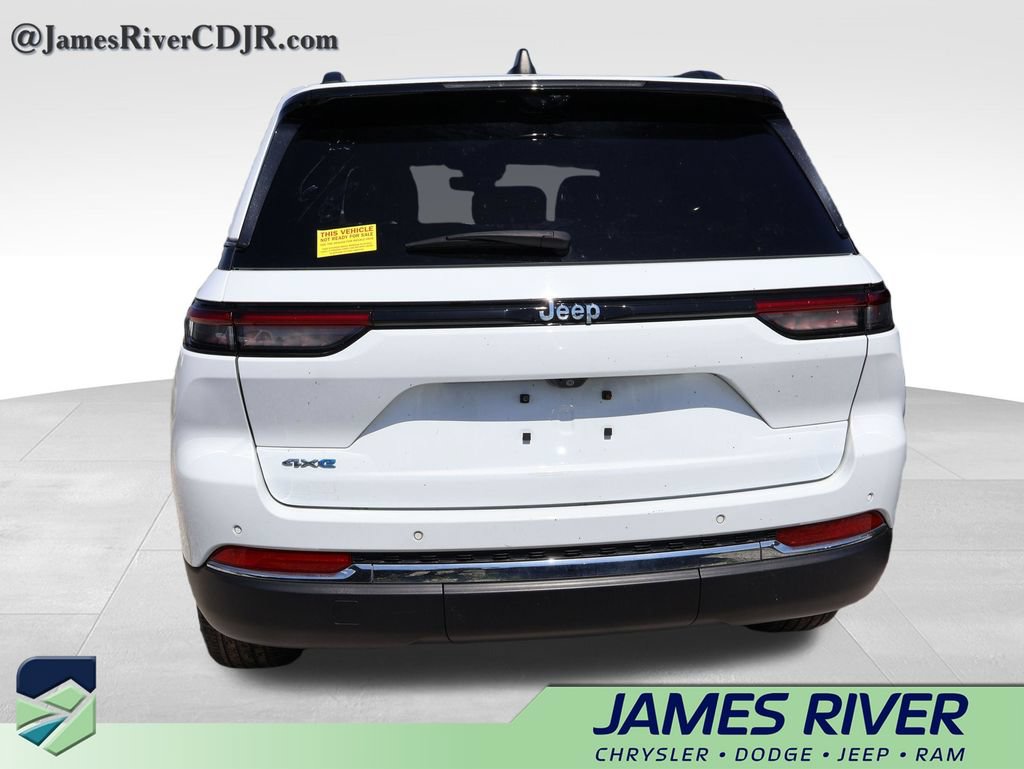 Used 2022 Jeep Grand Cherokee Limited 4xe w/ Luxury Tech Group II AWD/4WD image 15