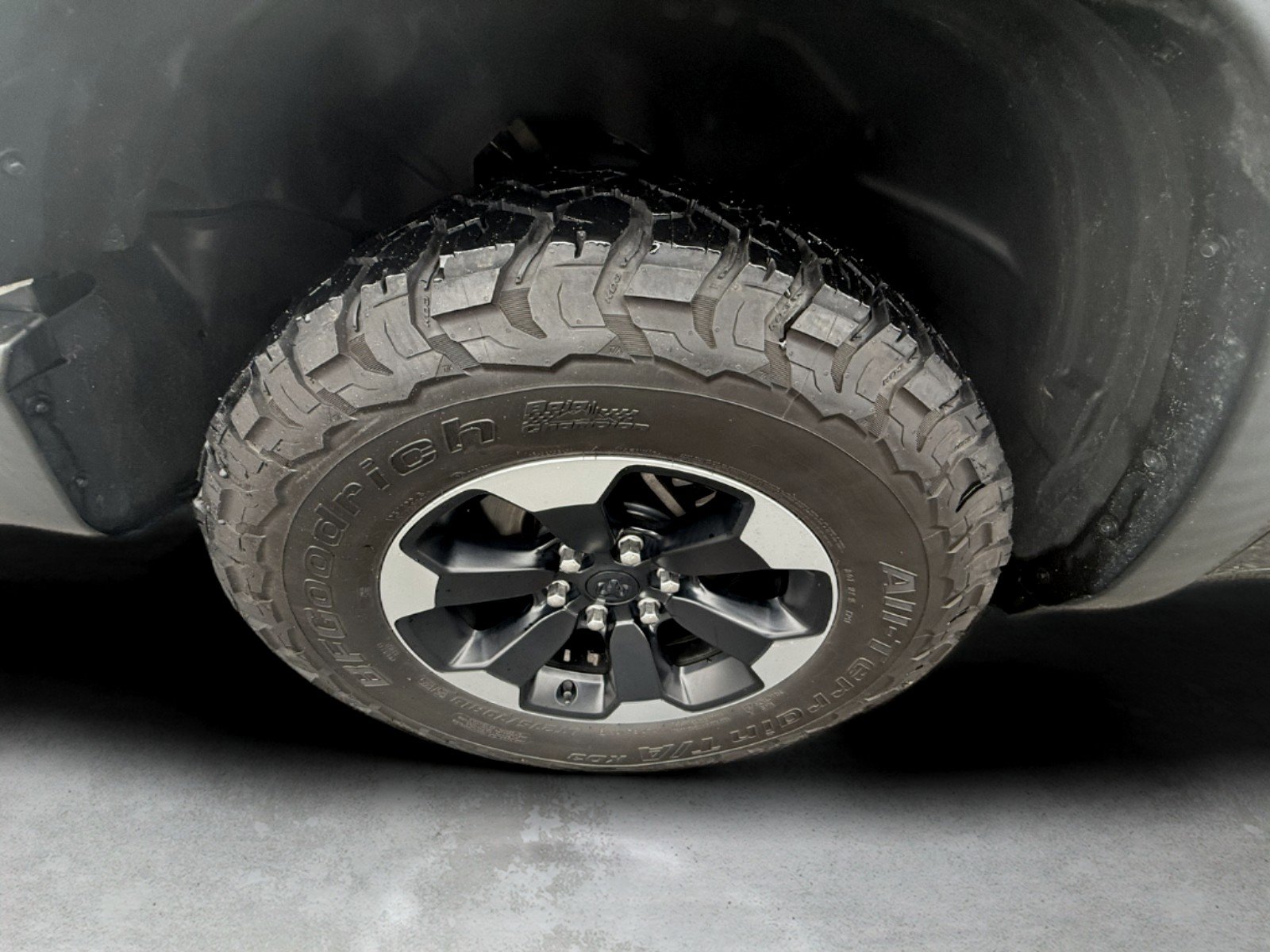 Used 2019 RAM 1500 Rebel image 14