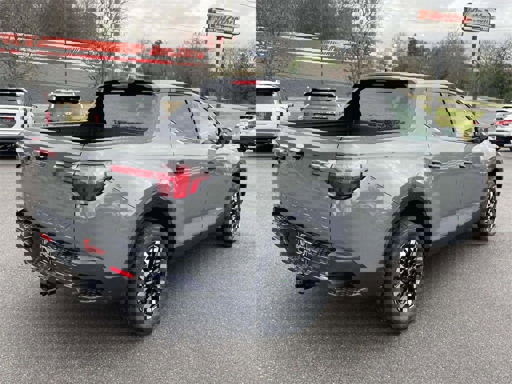 New 2026 Hyundai Santa Cruz SE image 3