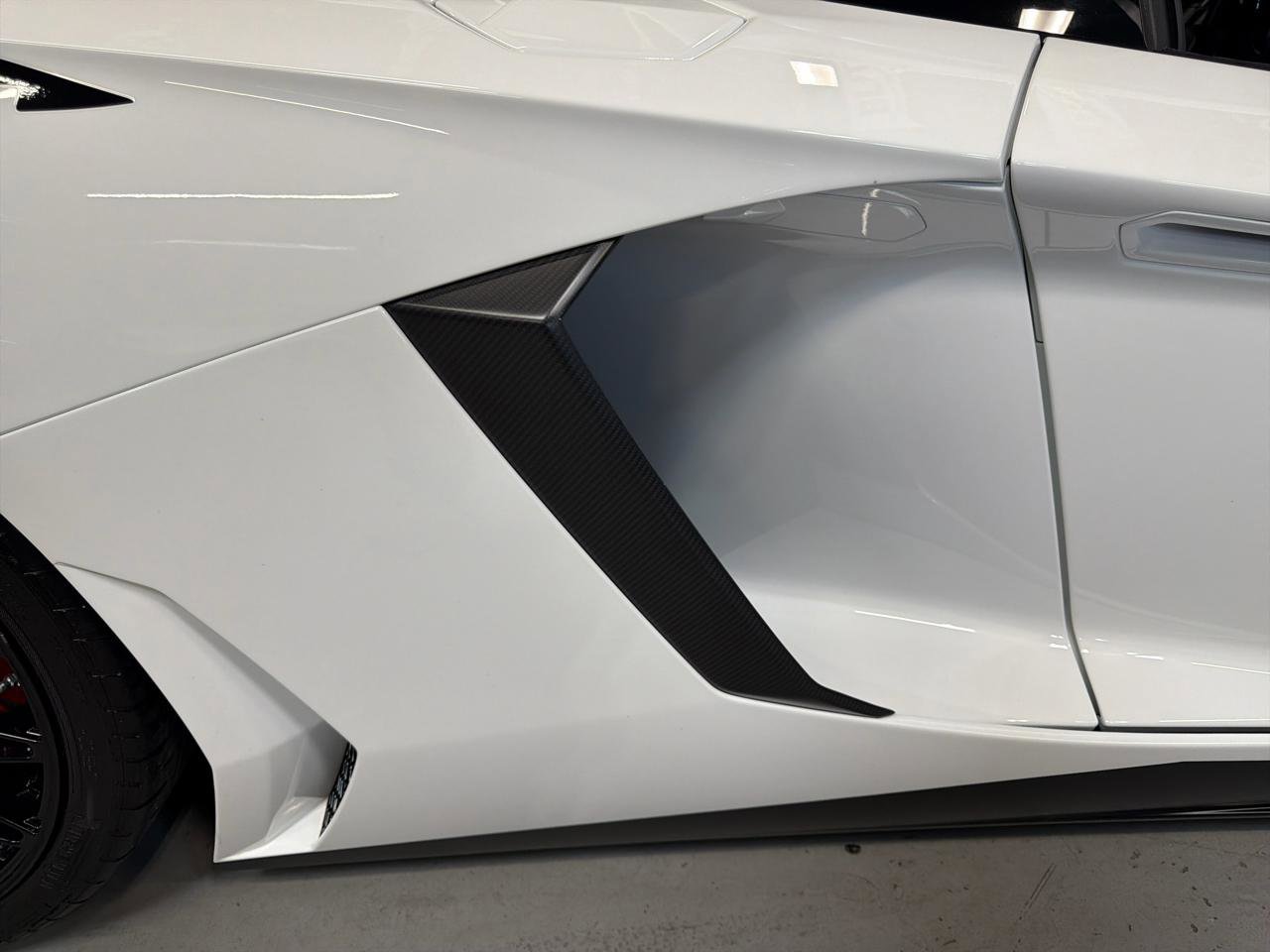 Used 2016 Lamborghini Aventador LP 750-4 Superveloce image 23