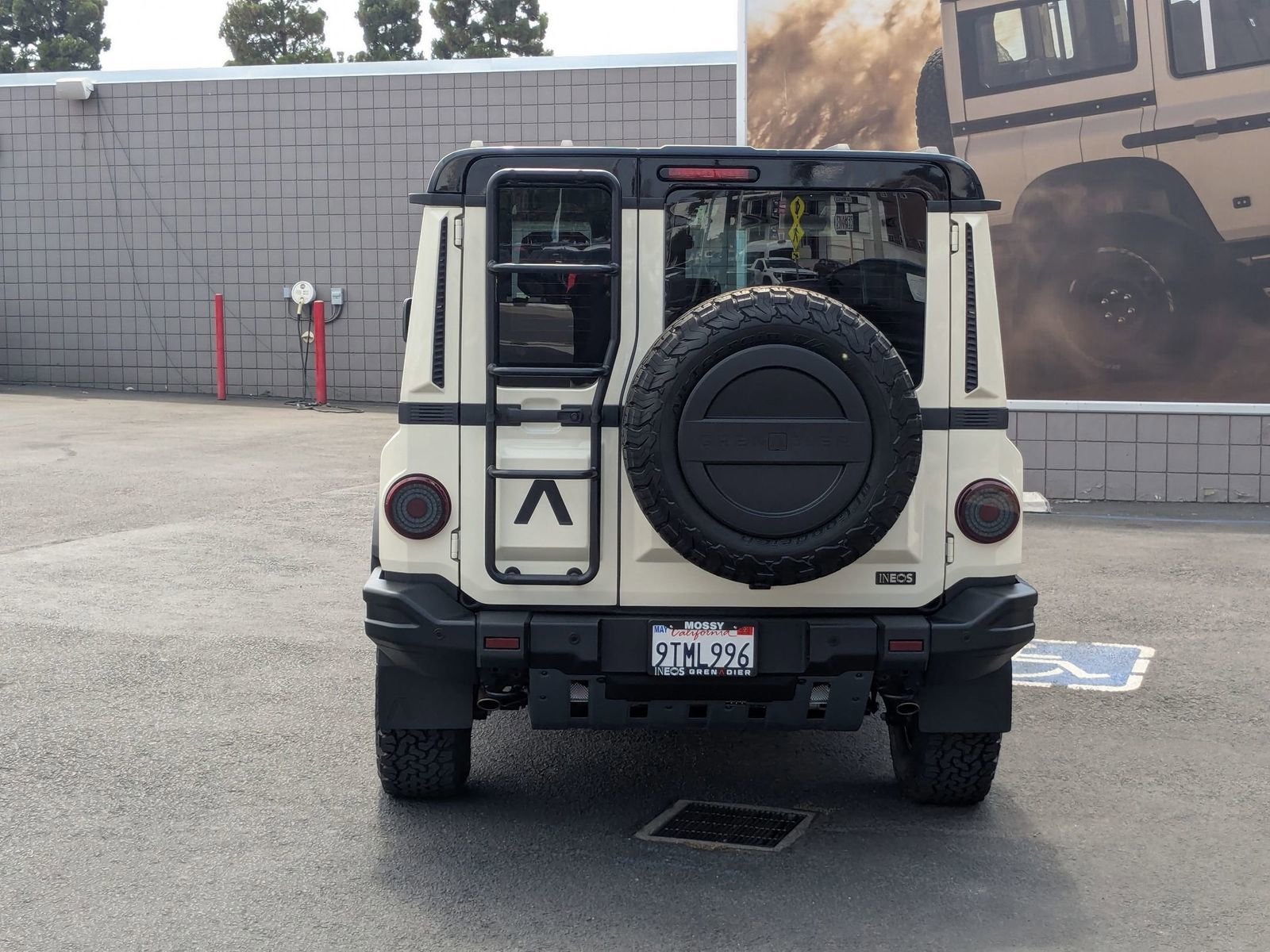 Used 2024 INEOS Grenadier image 6