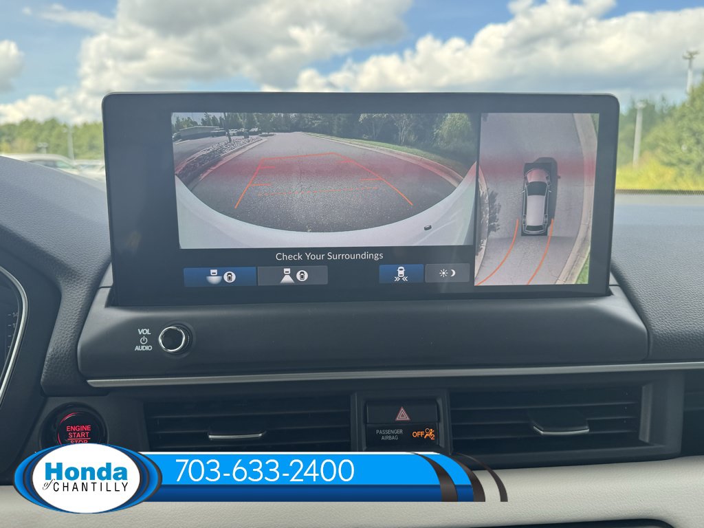 New 2026 Honda Pilot Touring image 15