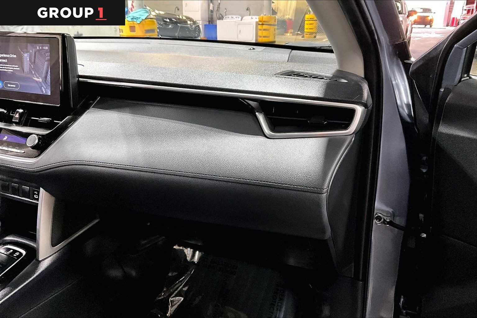 Used 2023 Toyota Corolla Cross LE w/ Moonroof Package AWD/4WD image 19