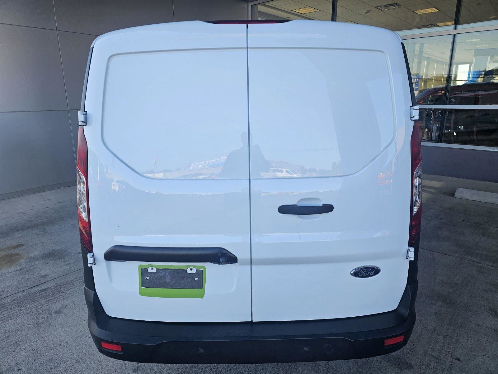 Used 2019 Ford Transit Connect XL image 4