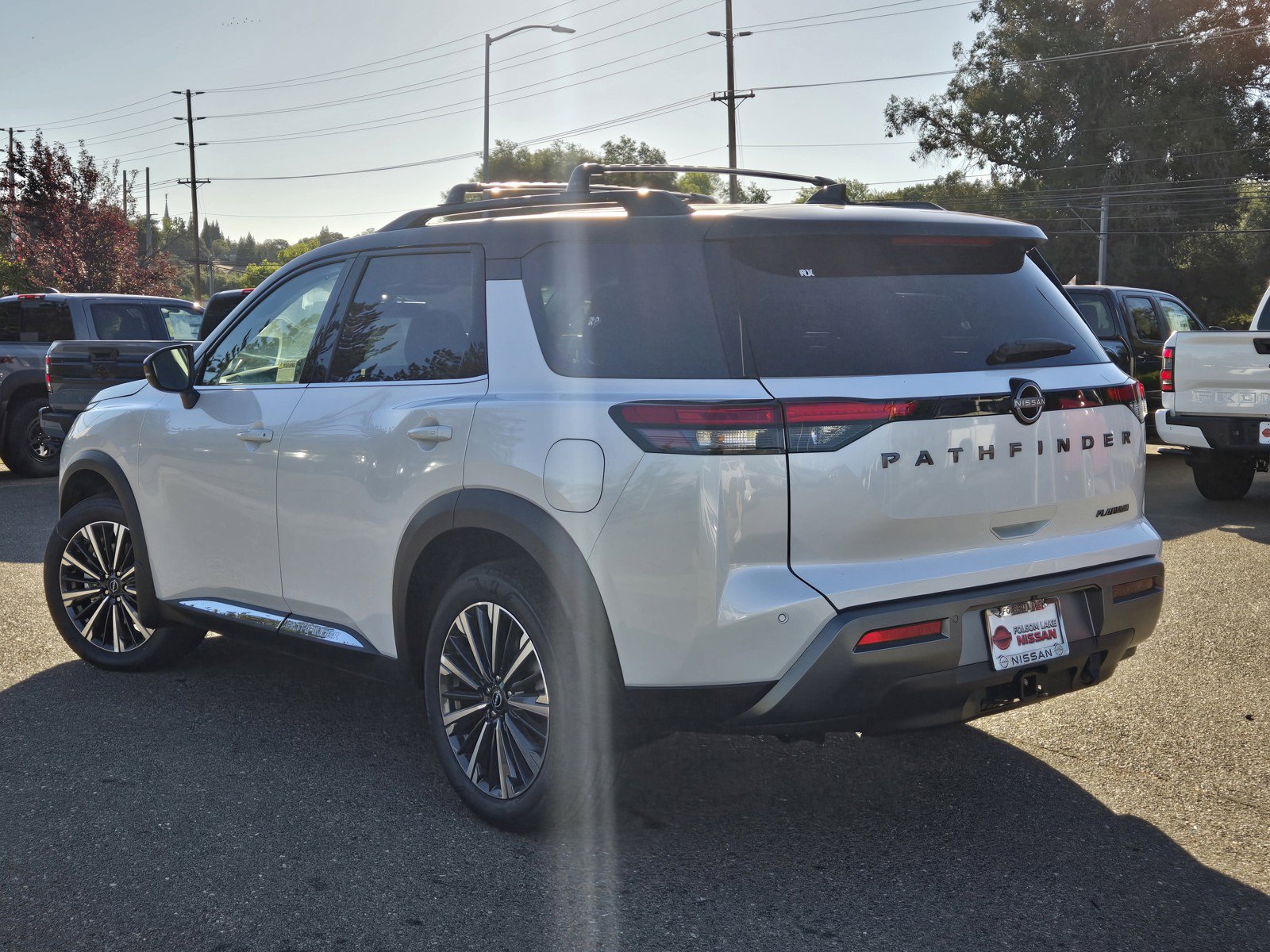 New 2026 Nissan Pathfinder Platinum w/ Cargo Package FWD image 6