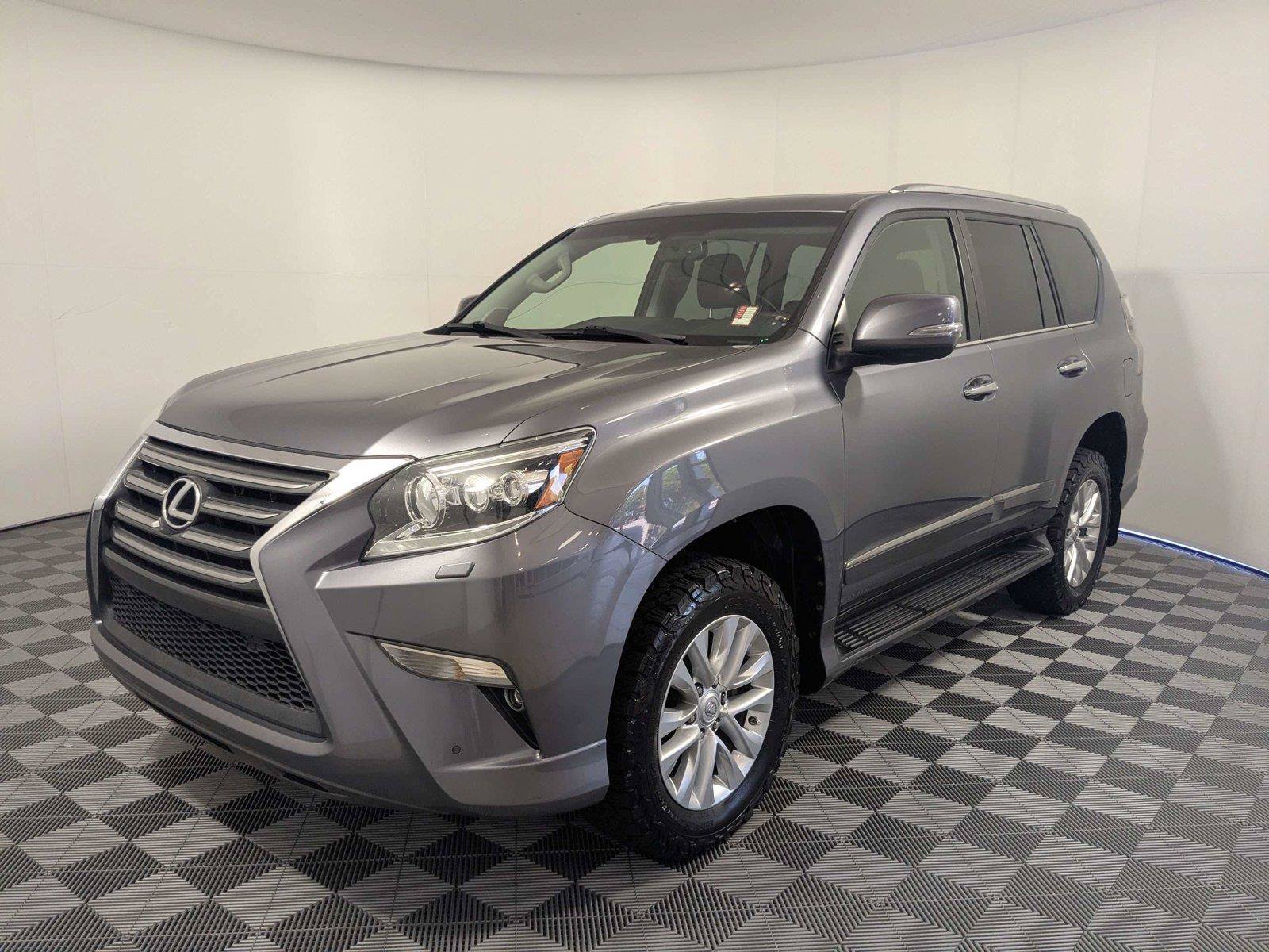 Used 2019 Lexus GX 460 Premium AWD/4WD image 2