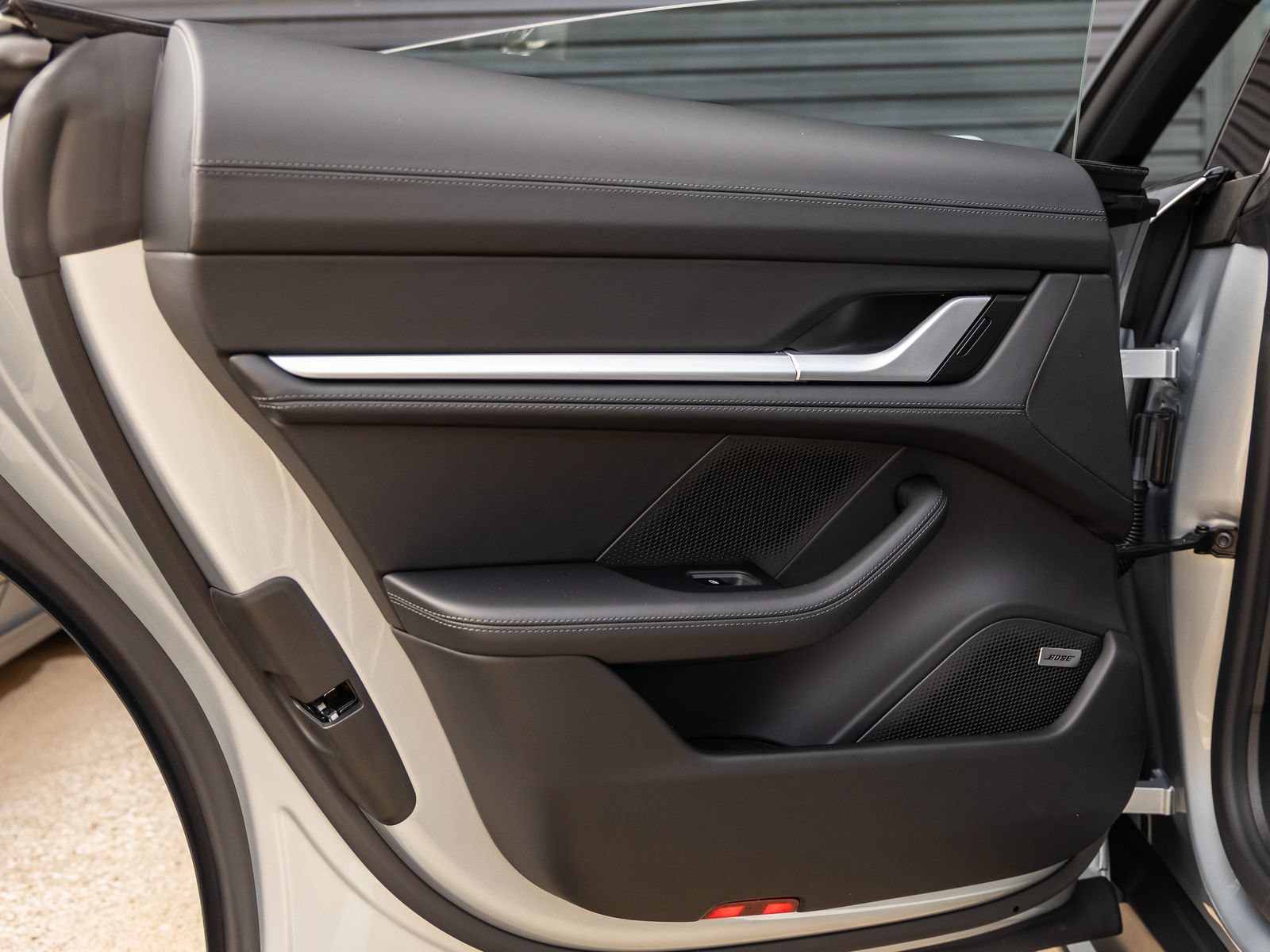 New 2026 Porsche Taycan AWD/4WD image 36