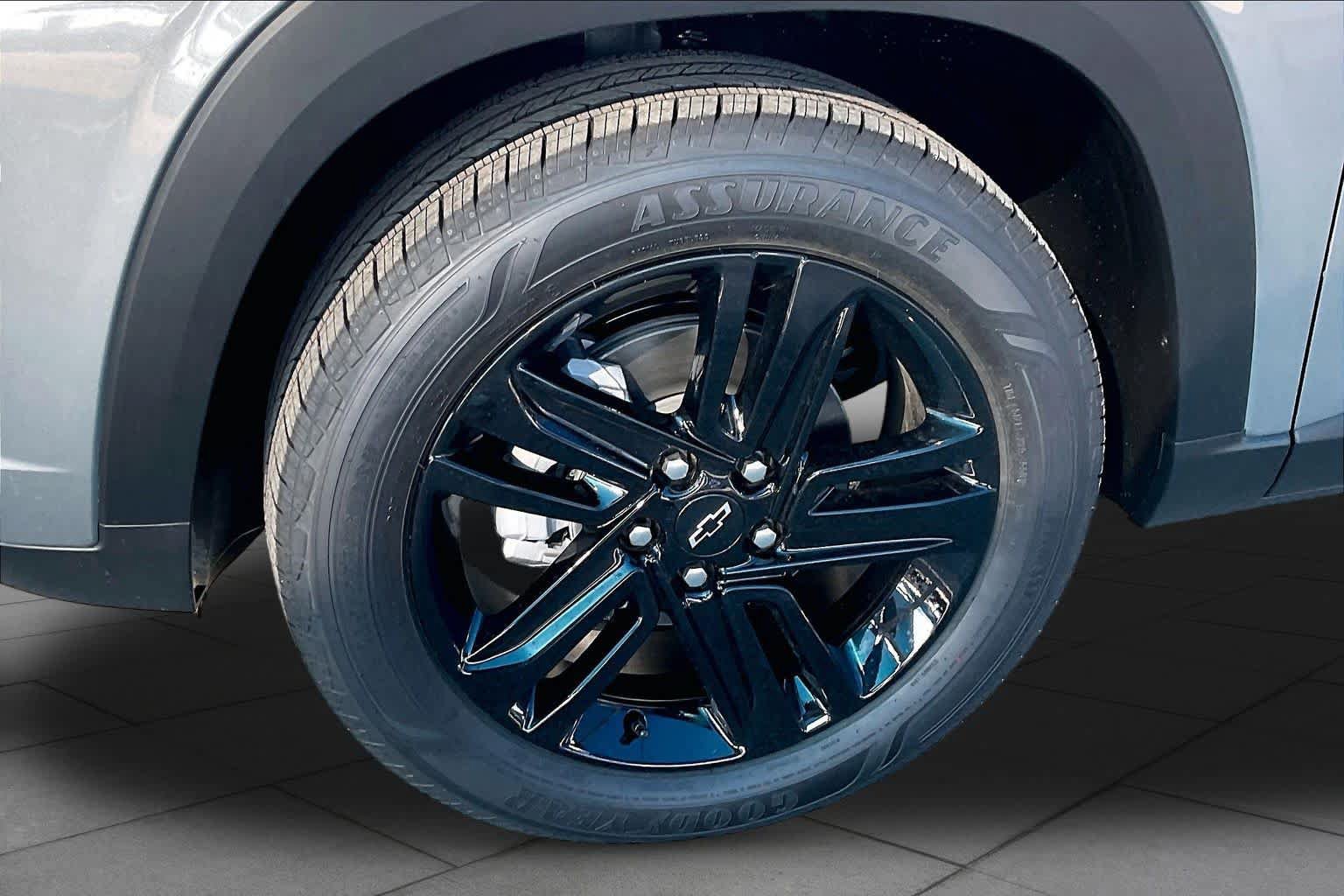 New 2026 Chevrolet Trax ACTIV w/ Driver Confidence Package FWD image 11