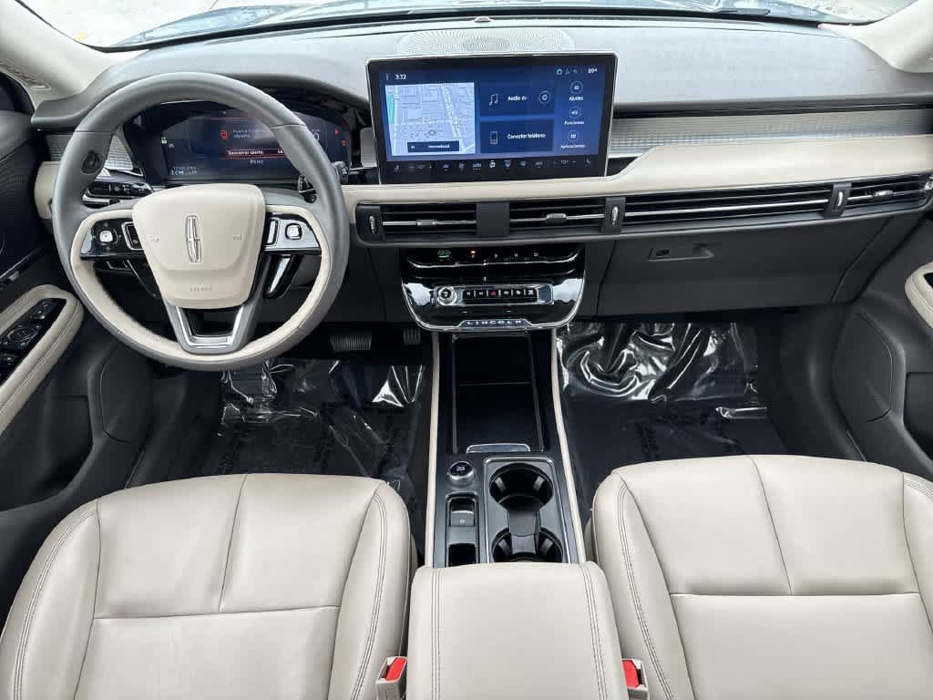Used 2024 Lincoln Corsair FWD image 23