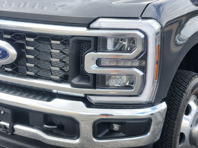 New 2026 Ford F350 XLT w/ XLT Premium Package AWD/4WD image 8
