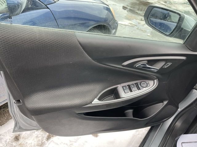 Used 2023 Chevrolet Malibu LT image 3