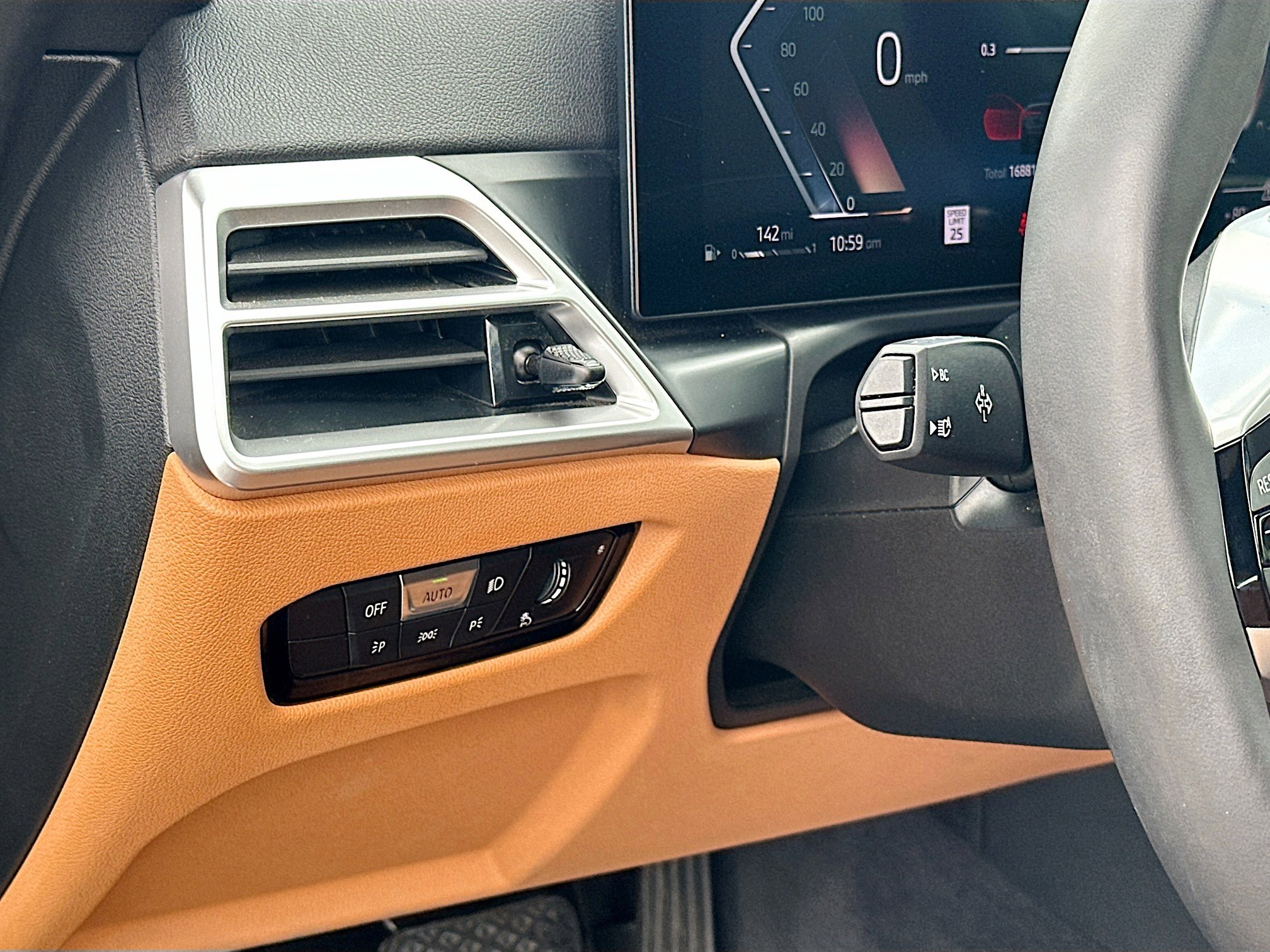 Used 2025 BMW 430i Convertible image 10