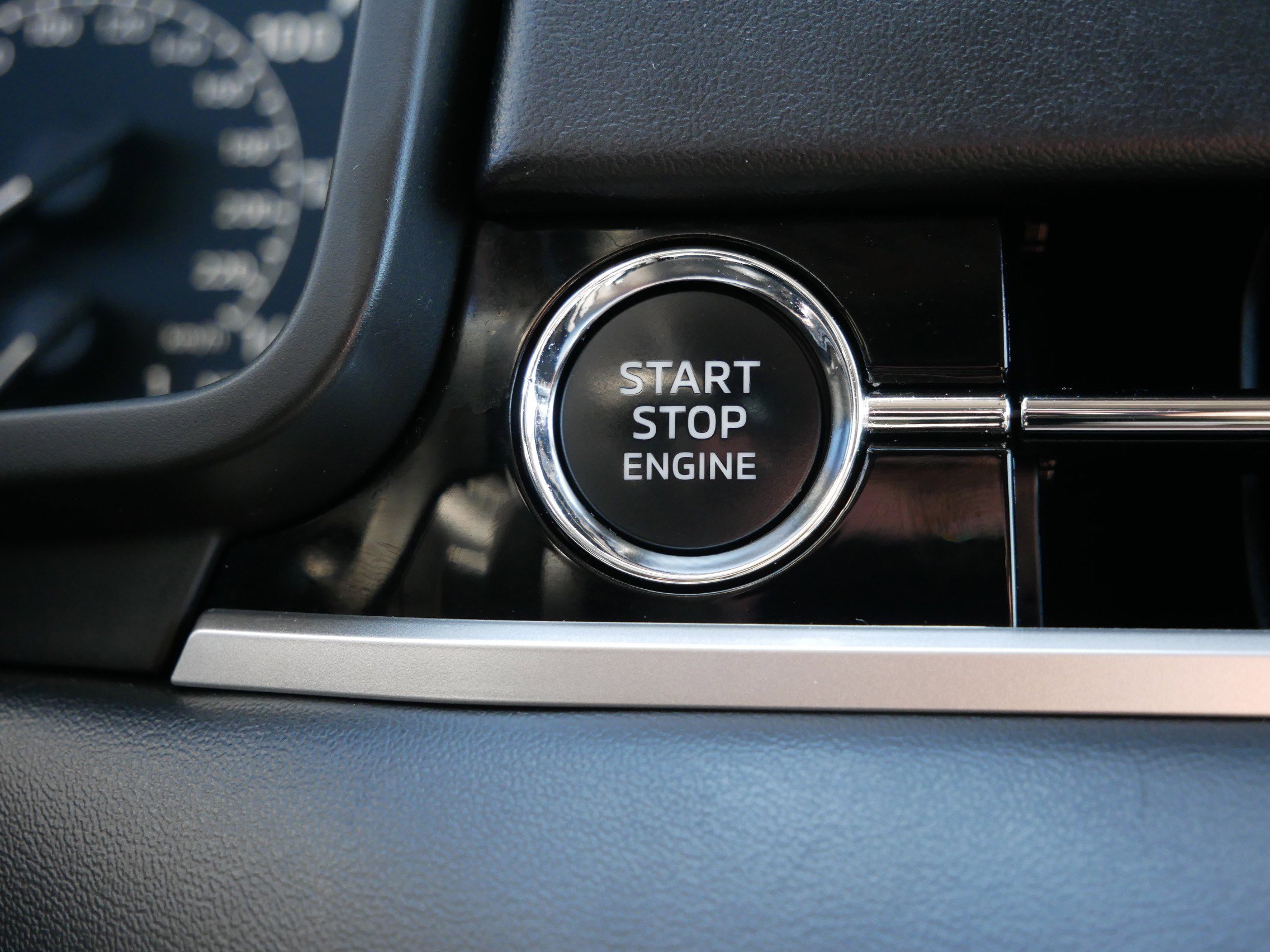 Used 2022 Mitsubishi Outlander ES image 31