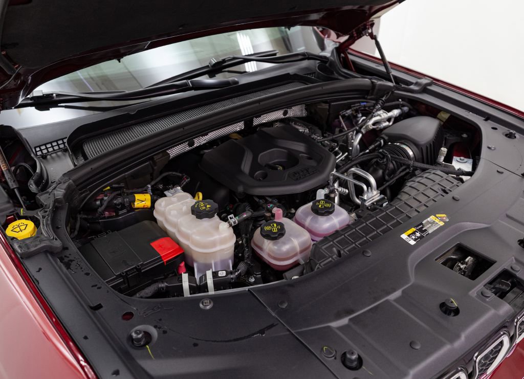 Used 2023 Jeep Grand Cherokee Overland w/ Advanced Protech Group III image 25