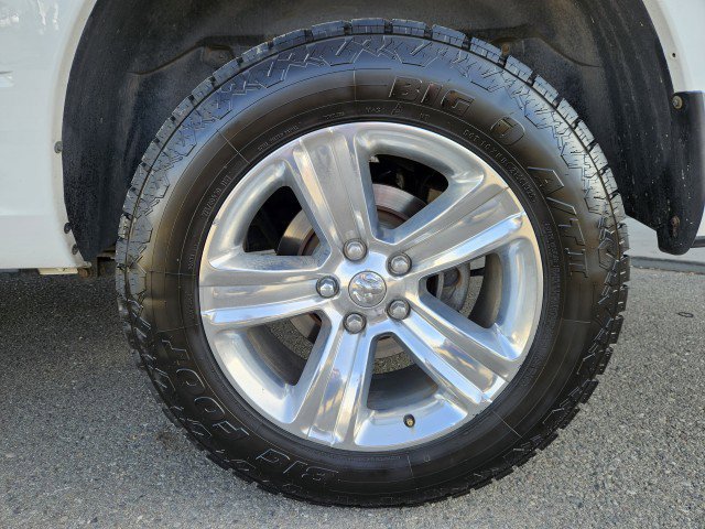 Used 2016 RAM 1500 Classic SLT w/ Luxury Group image 25
