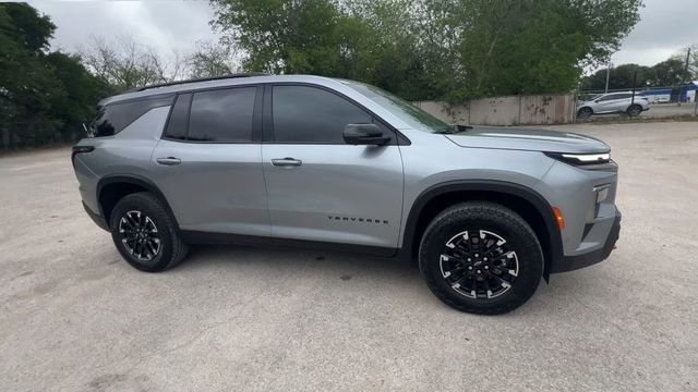Certified 2025 Chevrolet Traverse Z71 w/ Enhanced Driving Package AWD/4WD image 8