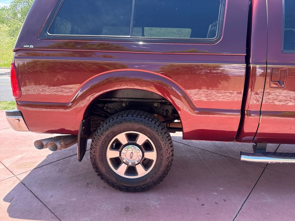 Used 2015 Ford F350 Lariat w/ Lariat Interior Package AWD/4WD image 32