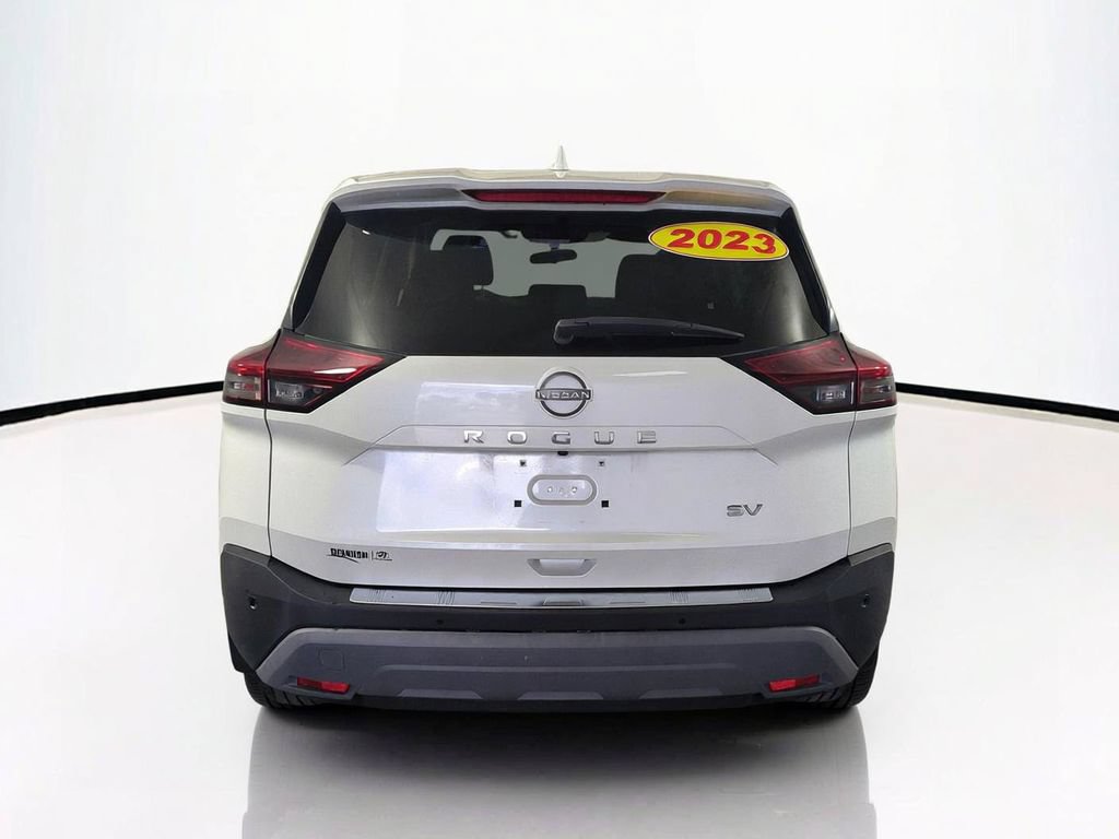 Used 2023 Nissan Rogue SV FWD image 6