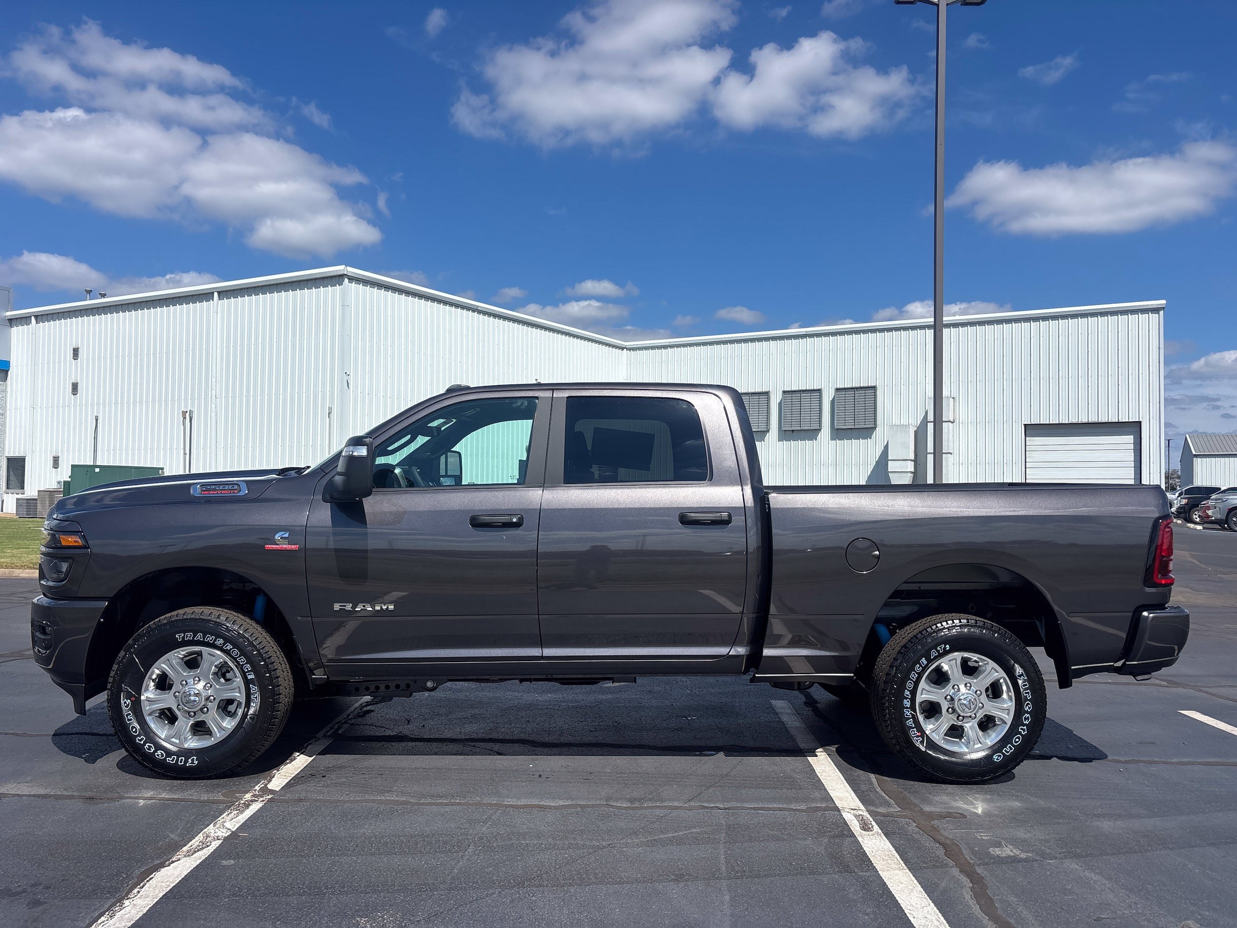 New 2027 RAM 2500 Big Horn AWD/4WD image 3