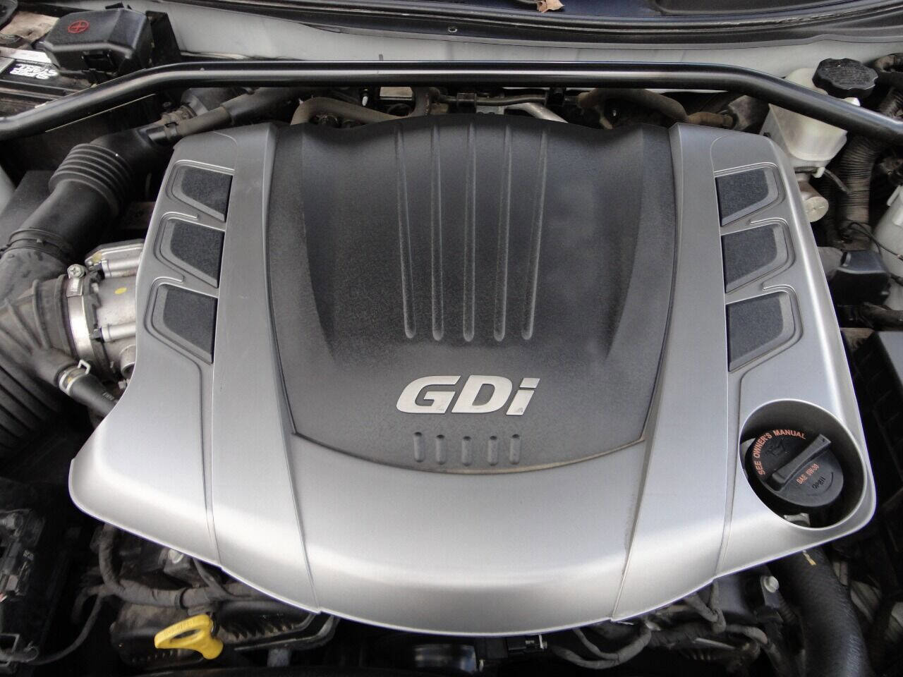 Used 2016 Hyundai Genesis 3.8 image 16