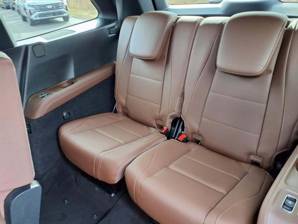 New 2025 Mercedes-Benz GLS 450 4MATIC image 7