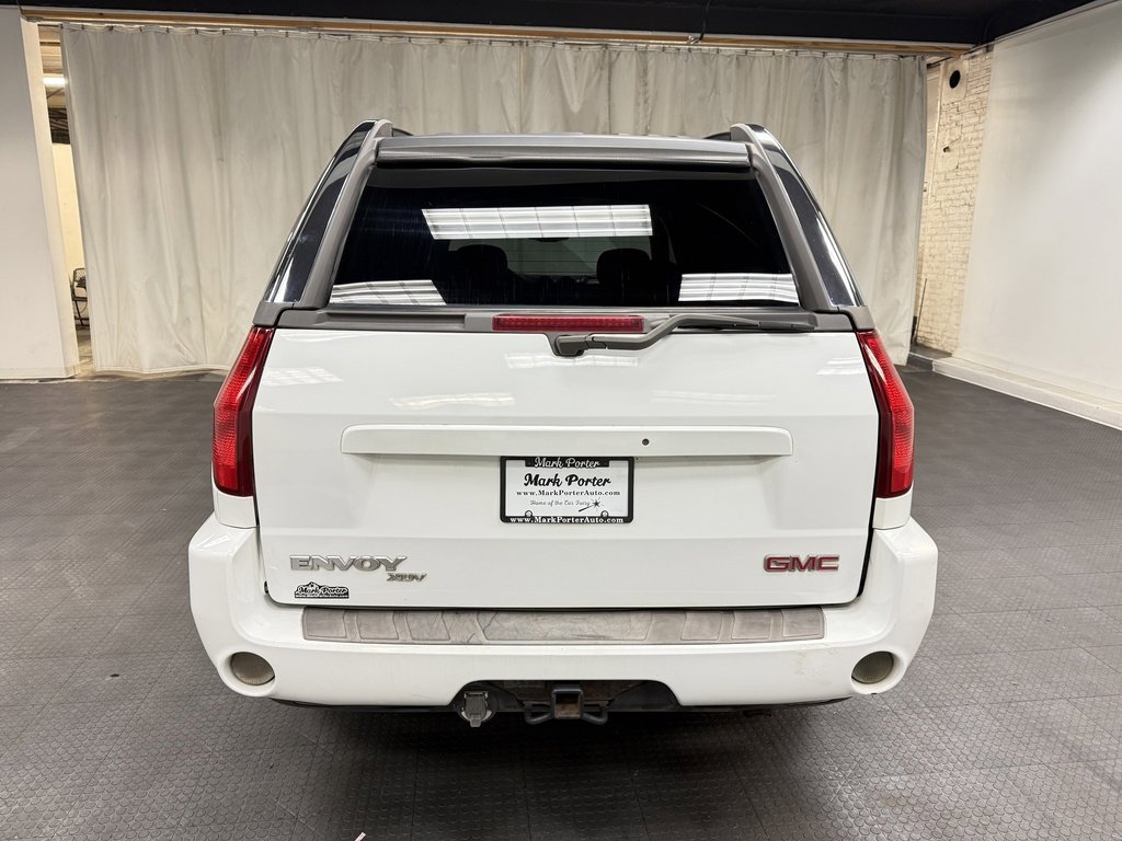 Used 2004 GMC Envoy XUV SLE w/ 1SB Preferred Equipment Group image 4