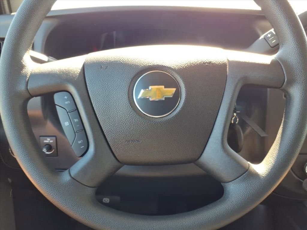 New 2026 Chevrolet Express 2500 w/ Driver Convenience Package image 16