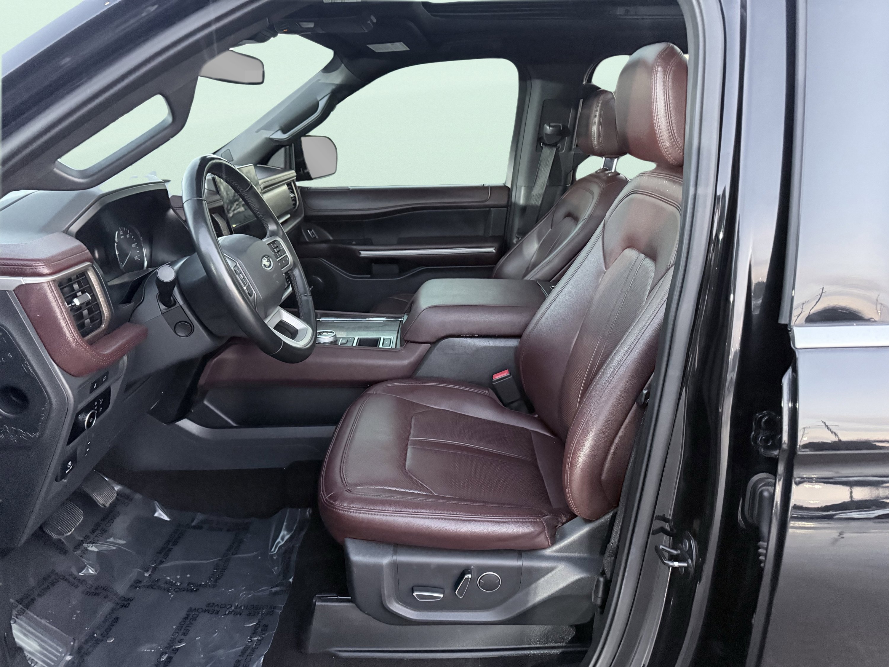 Used 2023 Ford Expedition Max Limited image 24