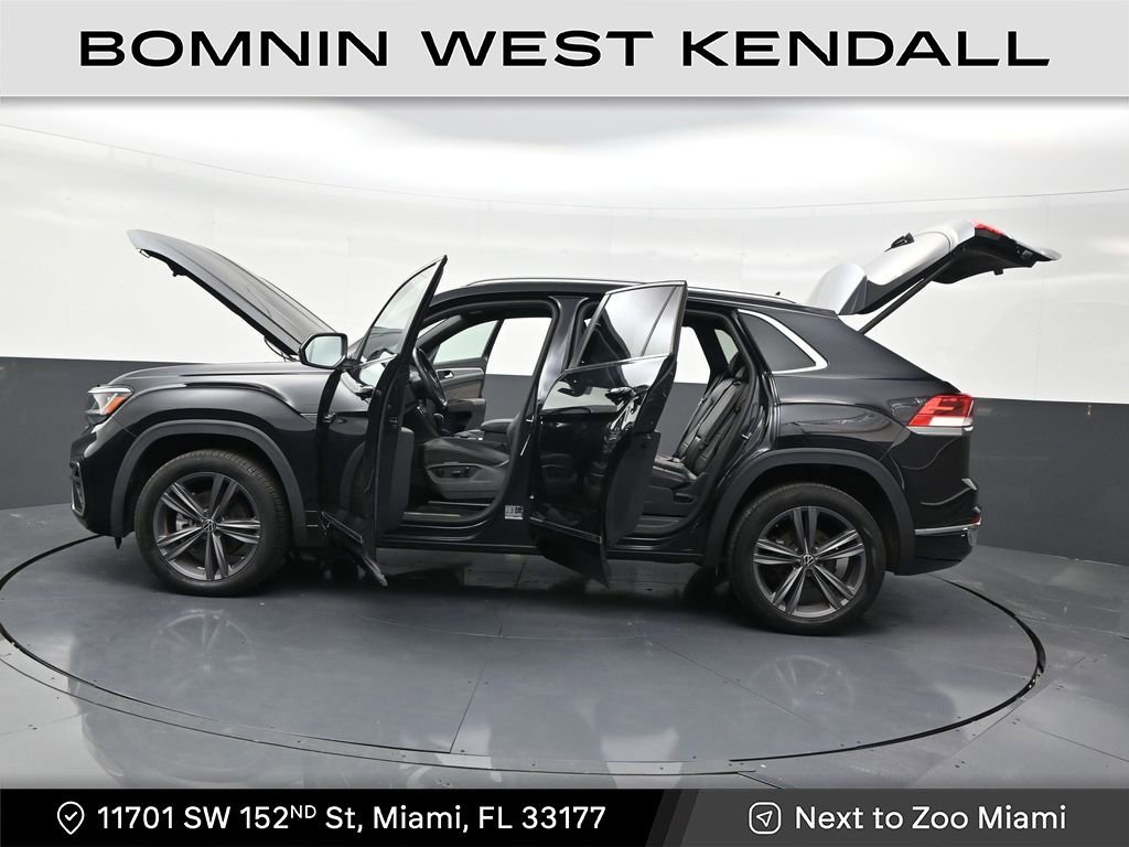 Used 2022 Volkswagen Atlas Cross Sport SEL R-Line image 30