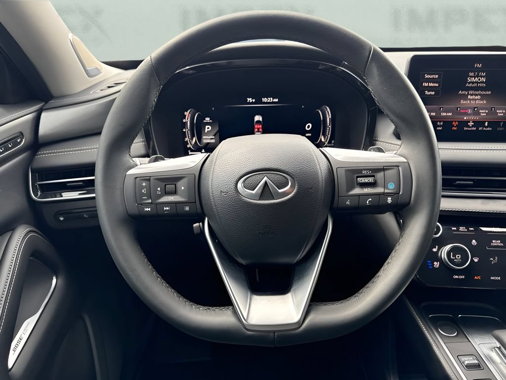Used 2023 INFINITI QX60 Luxe w/ Vision Package FWD image 16