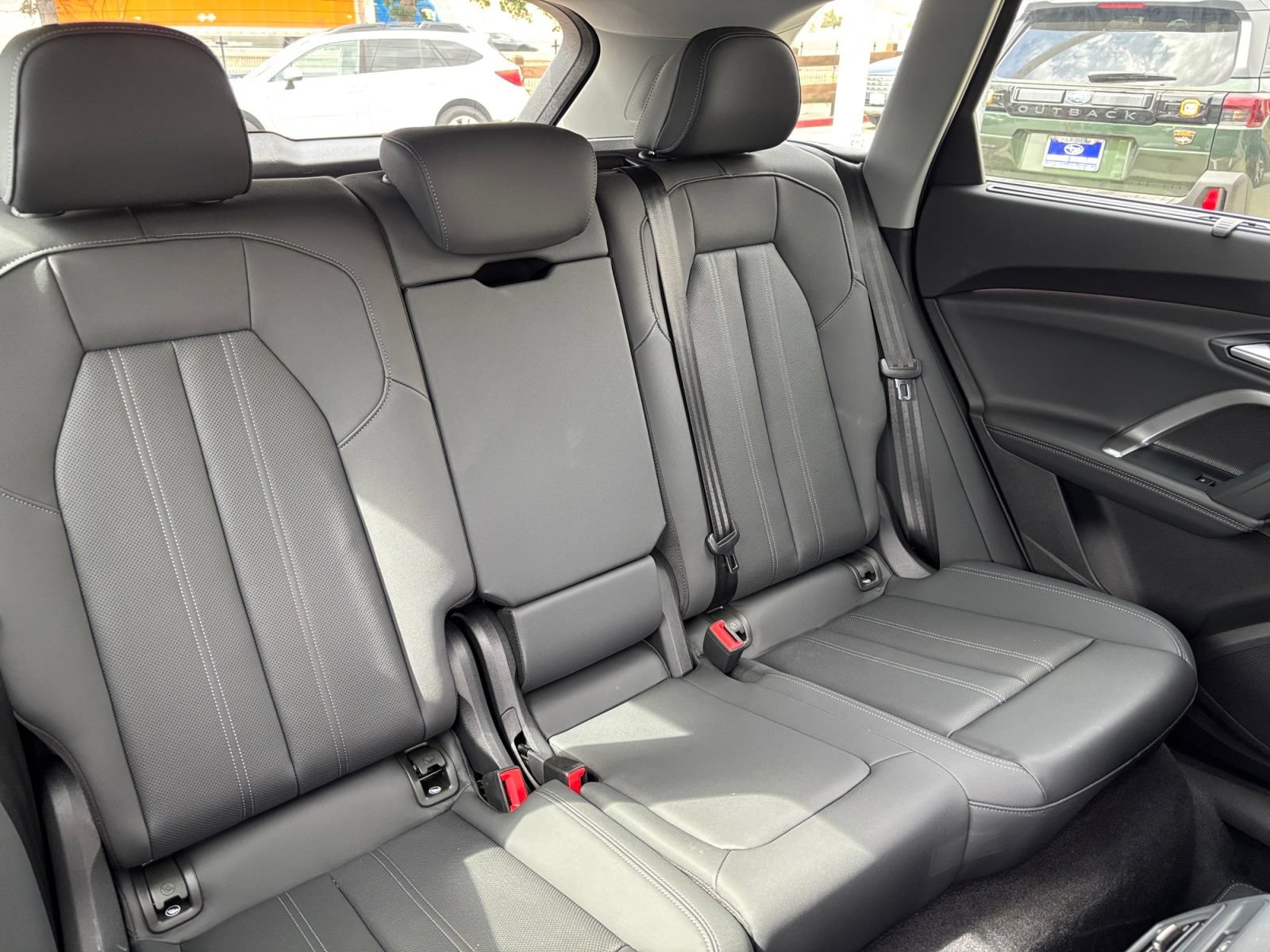 Used 2025 Audi Q5 Premium Plus w/ Premium Plus AWD/4WD image 18