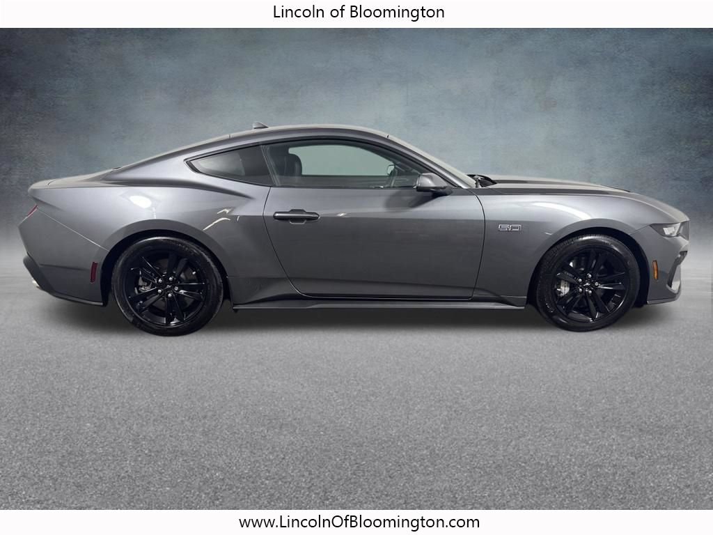 Used 2025 Ford Mustang GT RWD image 8