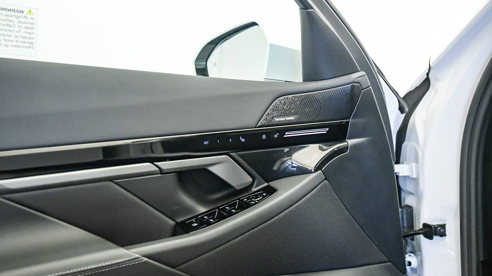 Used 2026 BMW 530i RWD image 24